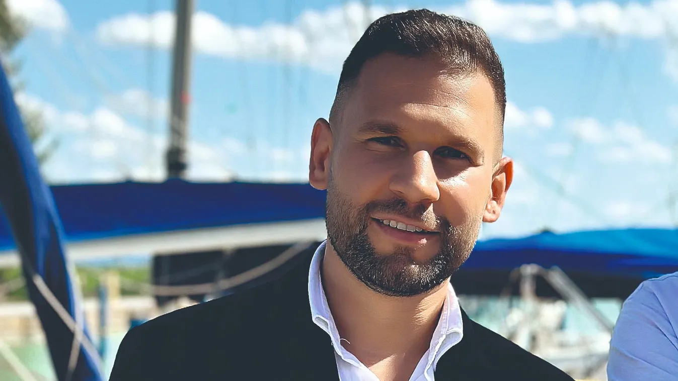 Végre kézhez kapta kemény munkájának eredményét Rácz Jenő