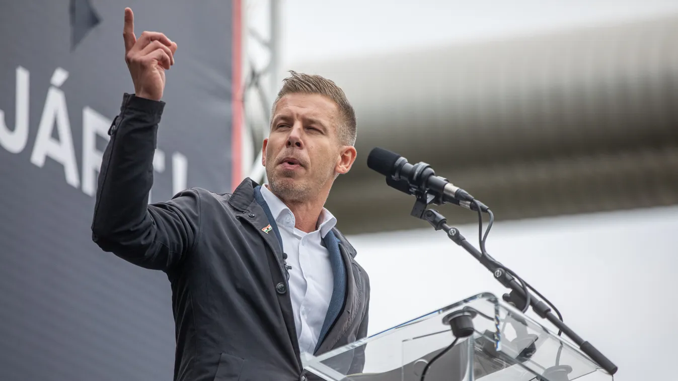 Magyar Péter divatba hozta az emberek lenézését