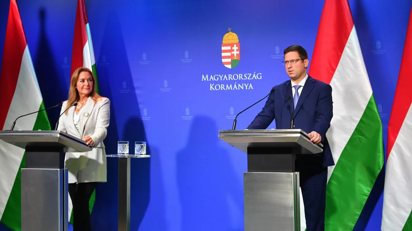 Mi hangzott el a kormányinfón Magyar Péterről?