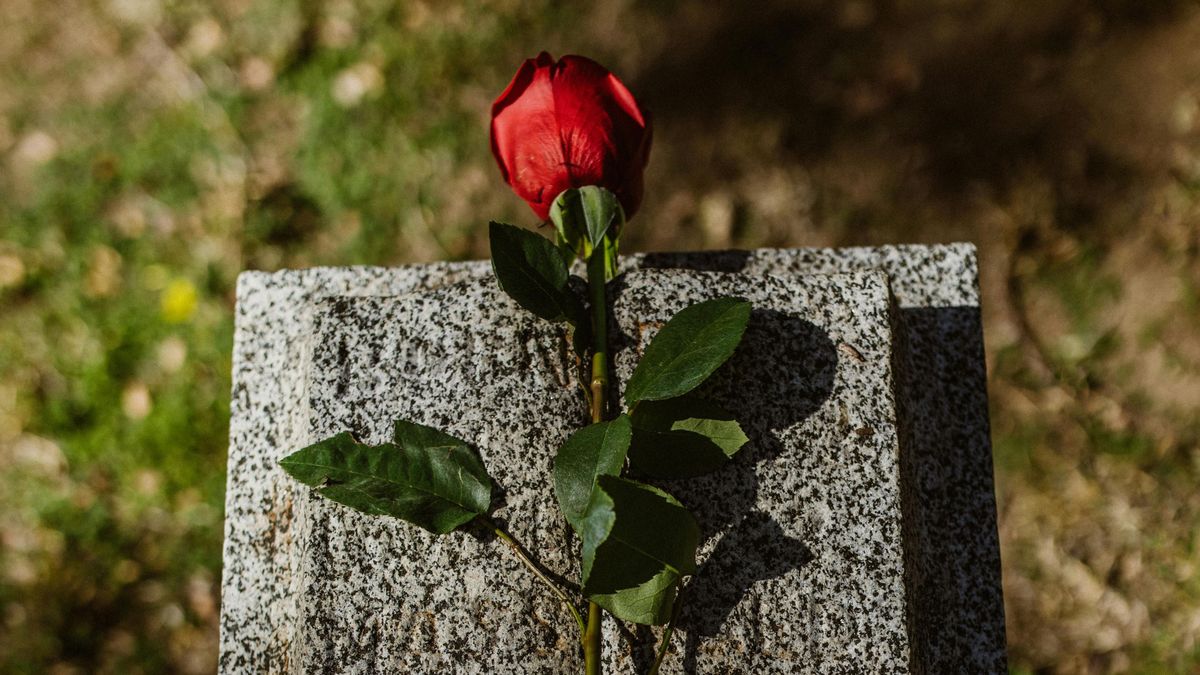 Hihetetlen: halottnak hitték, majd a temetés közben felébredt