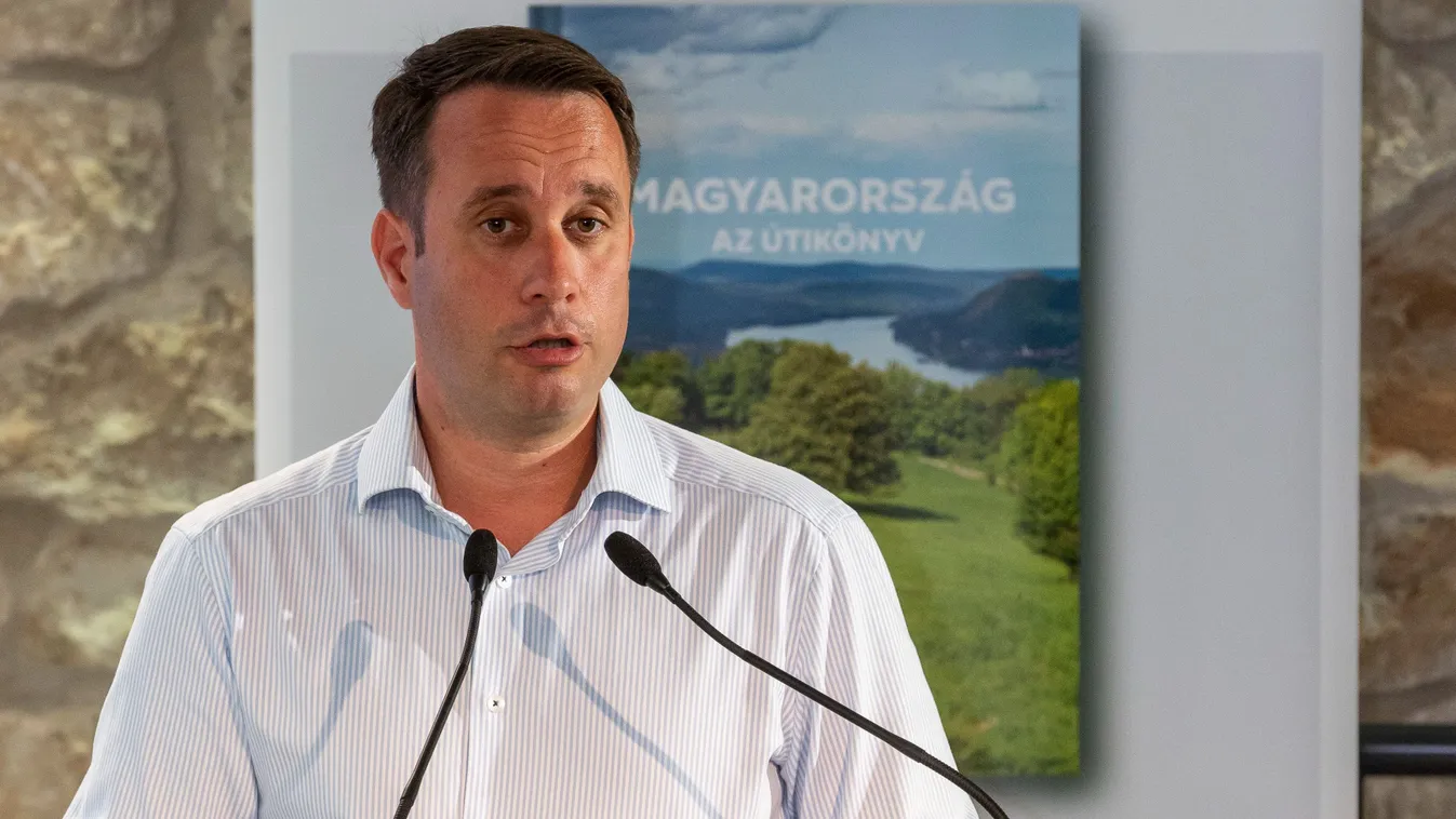 Dömötör Csaba: az Európai Néppárt a változatlanságra szavaz