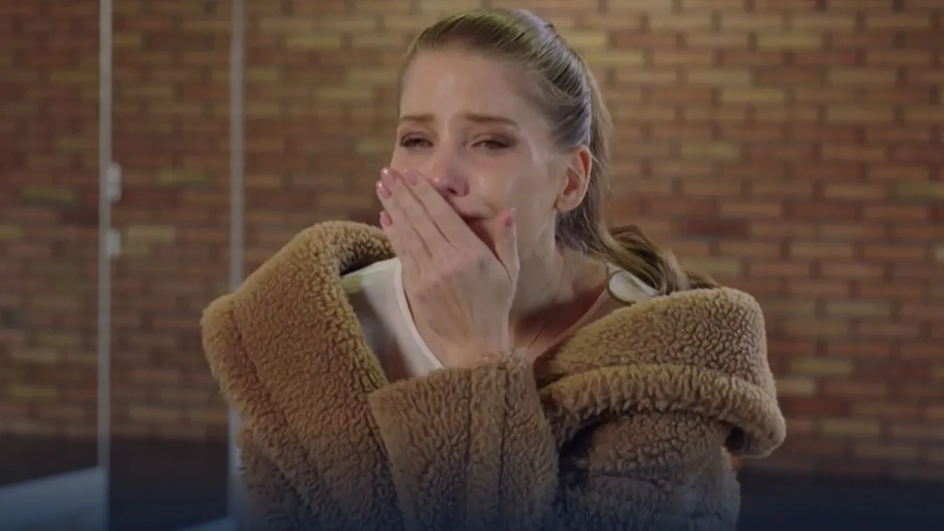 Szabó Zsófi zokogva reagált partnere lecserélésére - videó