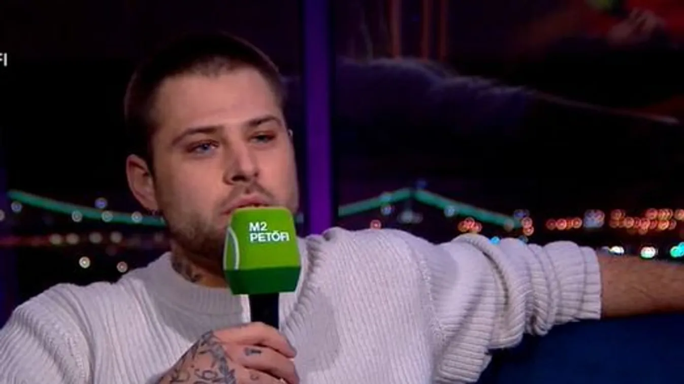 A lányok kedvenc énekese mélypontjairól vallott