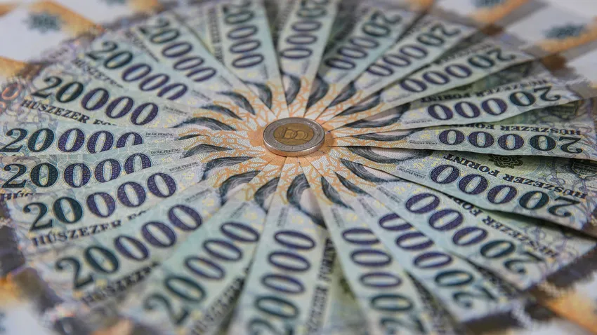 Ha hozzád vágnának 200 ezer forintot, te továbbajándékoznád?