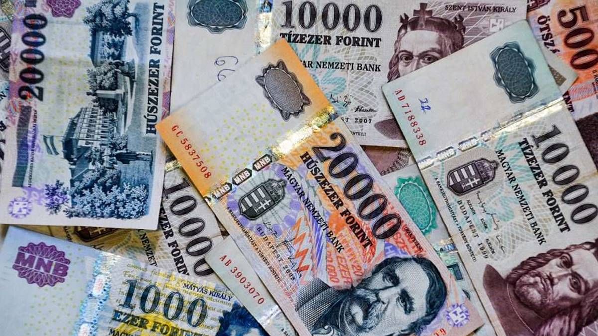 Jövőre 9, két év múlva 13, 2027-ben pedig 14 százalékkal emelkedik a minimálbér