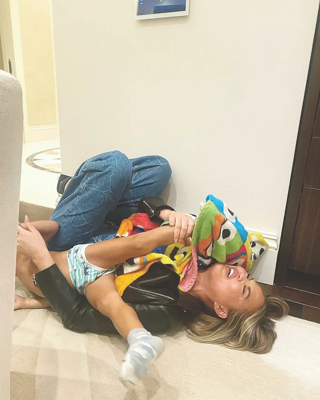 Galéria - házias hírességek, vasalnak, takarítanak, stb - Ripost