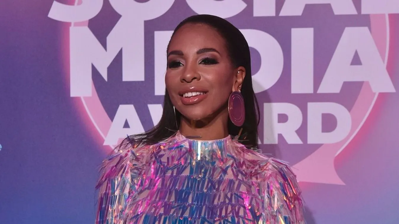 Tücsit rasszista támadás érte