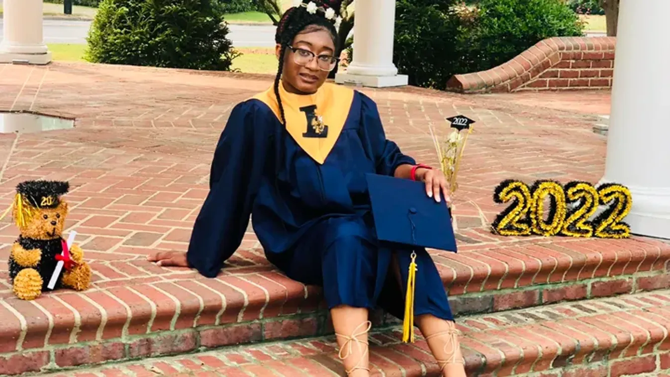 Segítségért könyörög a megégett lány édesanyja