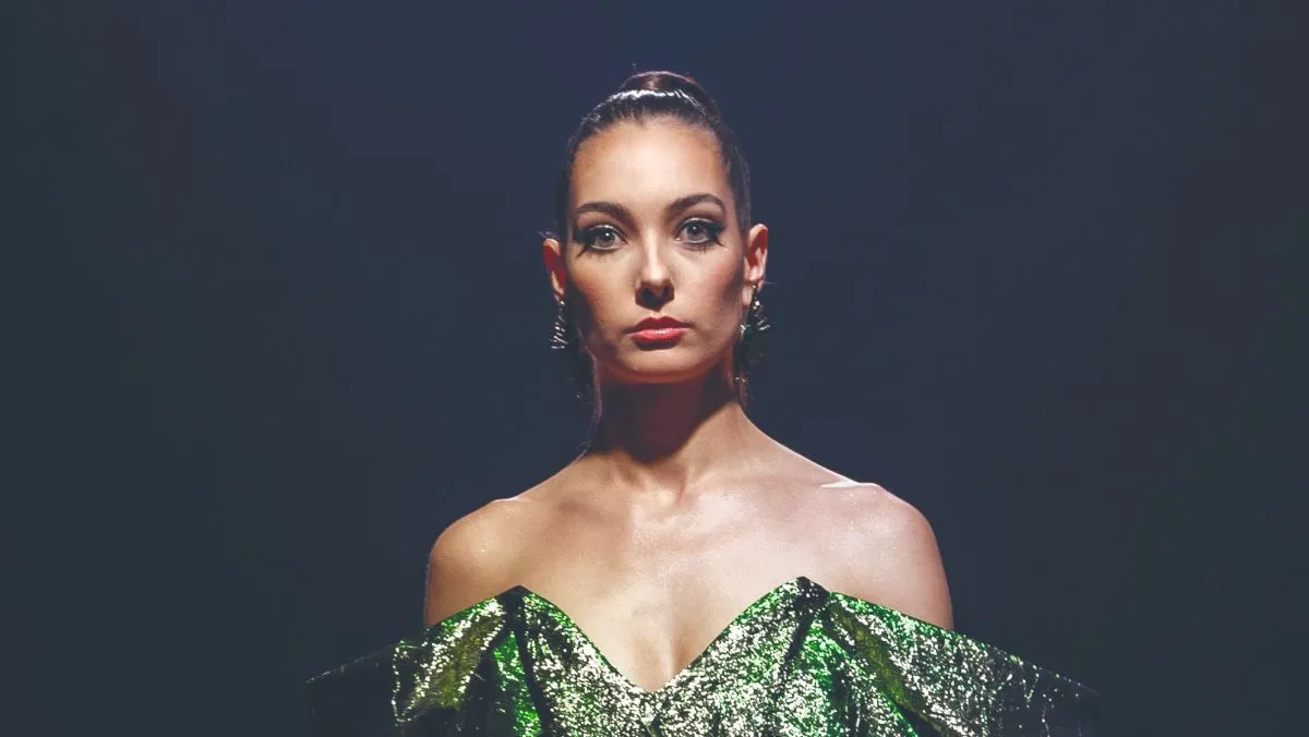 hot feltöltés Hunyadi Donatella tud tökös csaj is lenni RIPOST