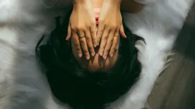 „Amióta a férjem megcsalt vadul szexelek a főnökömmel, de most szégyellem magam”