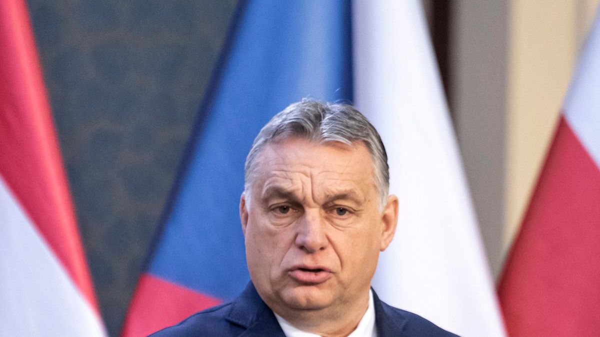 Egy órán át tárgyalt Orbán Viktor Vlagyimir Putyinnal