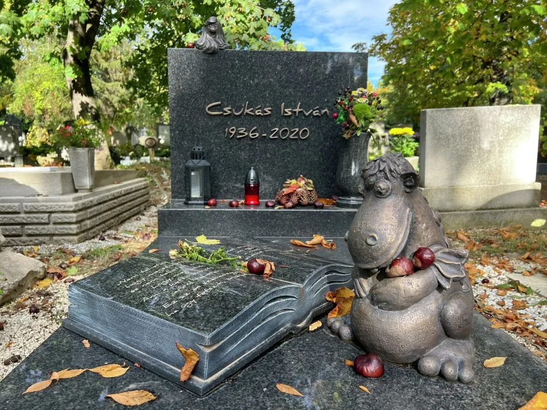 20231025_hiressegek sirhelyei_02460_MW_bulvar_MK