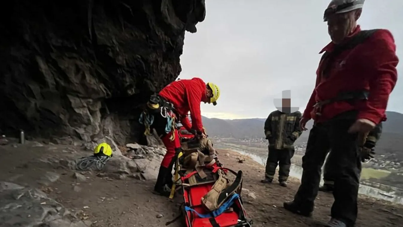 Dráma a Börzsönyben: túrázóért rohantak a hegyimentők