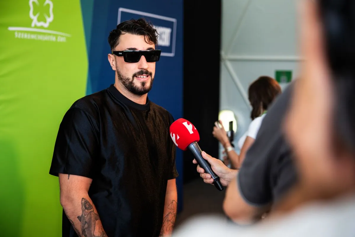 Kkevin nevét varratta magára egy lány