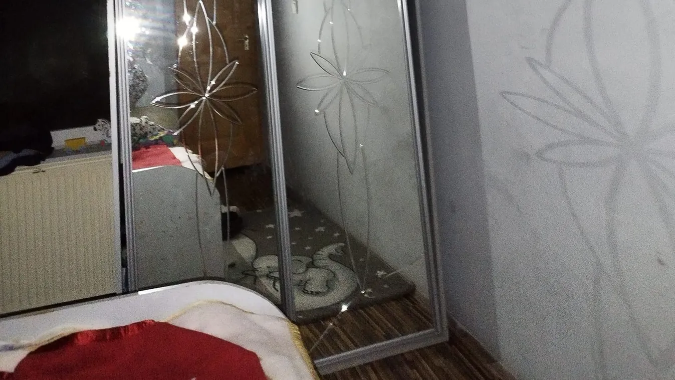 Dühös kísértetek szállták meg Eszterék albérletét