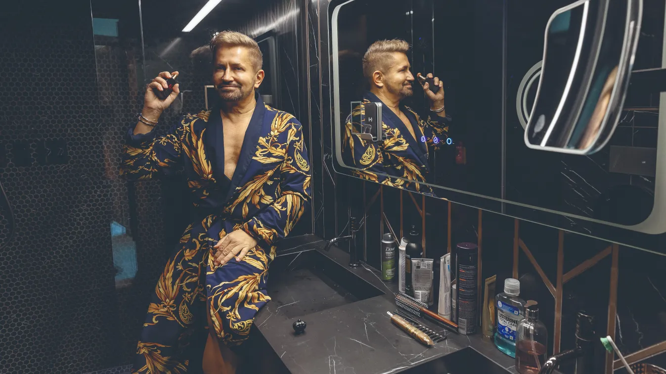 Az ápolt haj Jákob Zoltán gyengéje