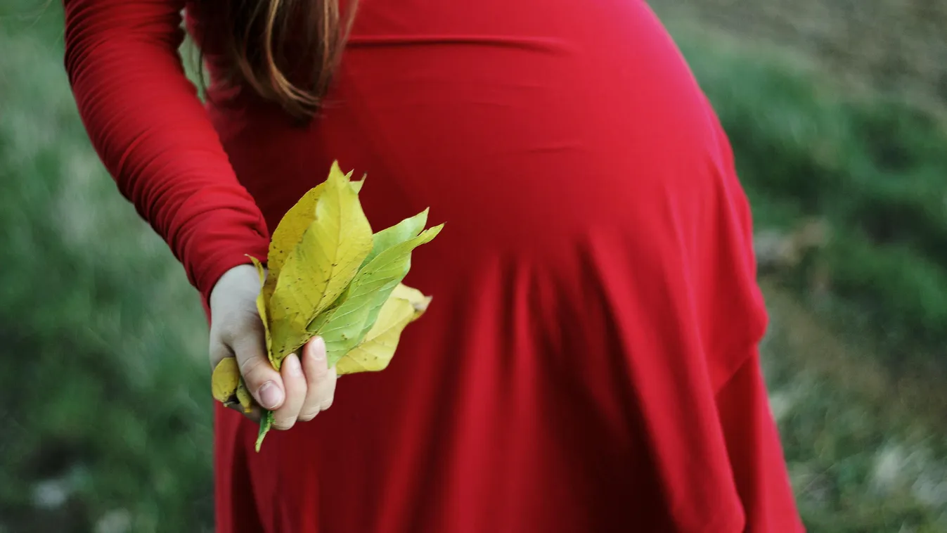 Sokan bántották: 13 évesen esett teherbe egy fiatal lány