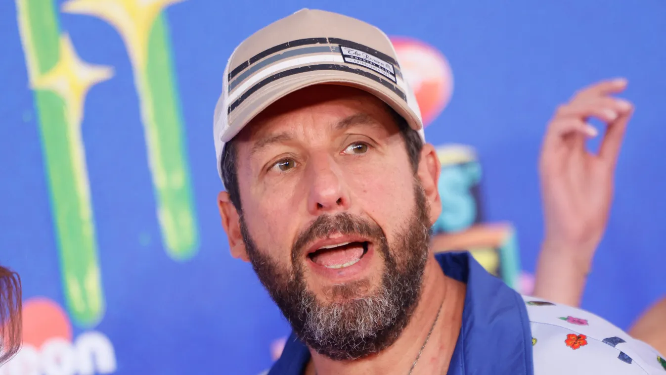 Eminem hamarosan Adam Sandler oldalán robban a Netflixen