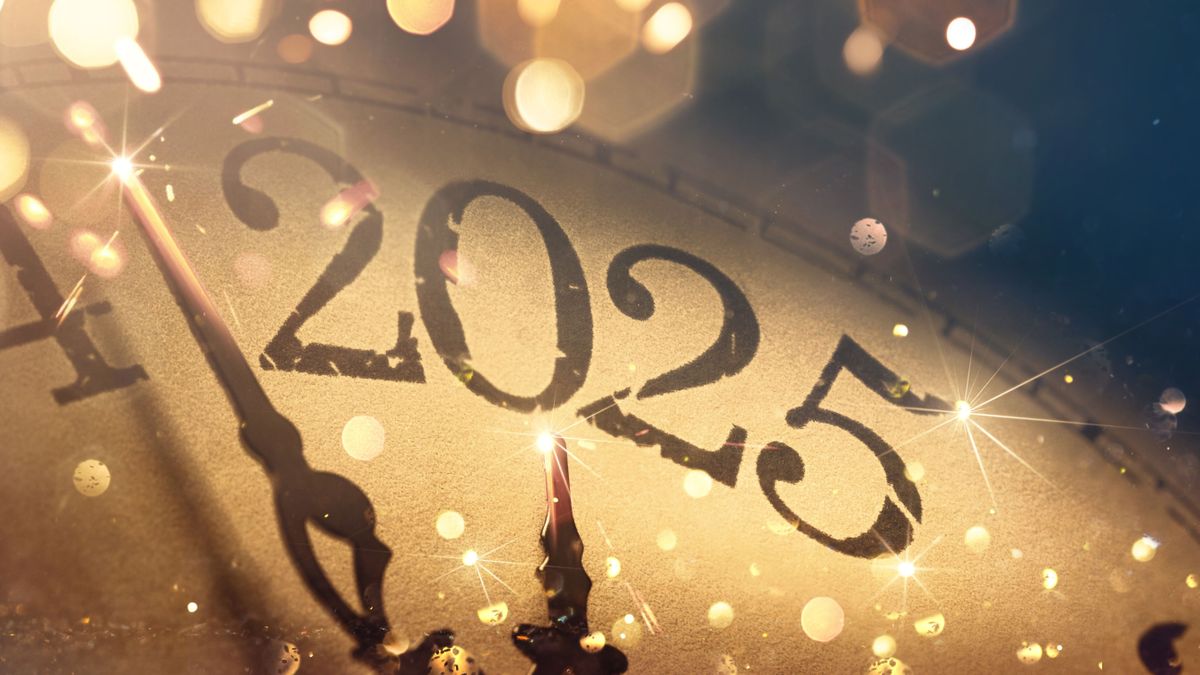 New,Year's,Eve,2025,Celebration,Background,With,Gold,Glitter