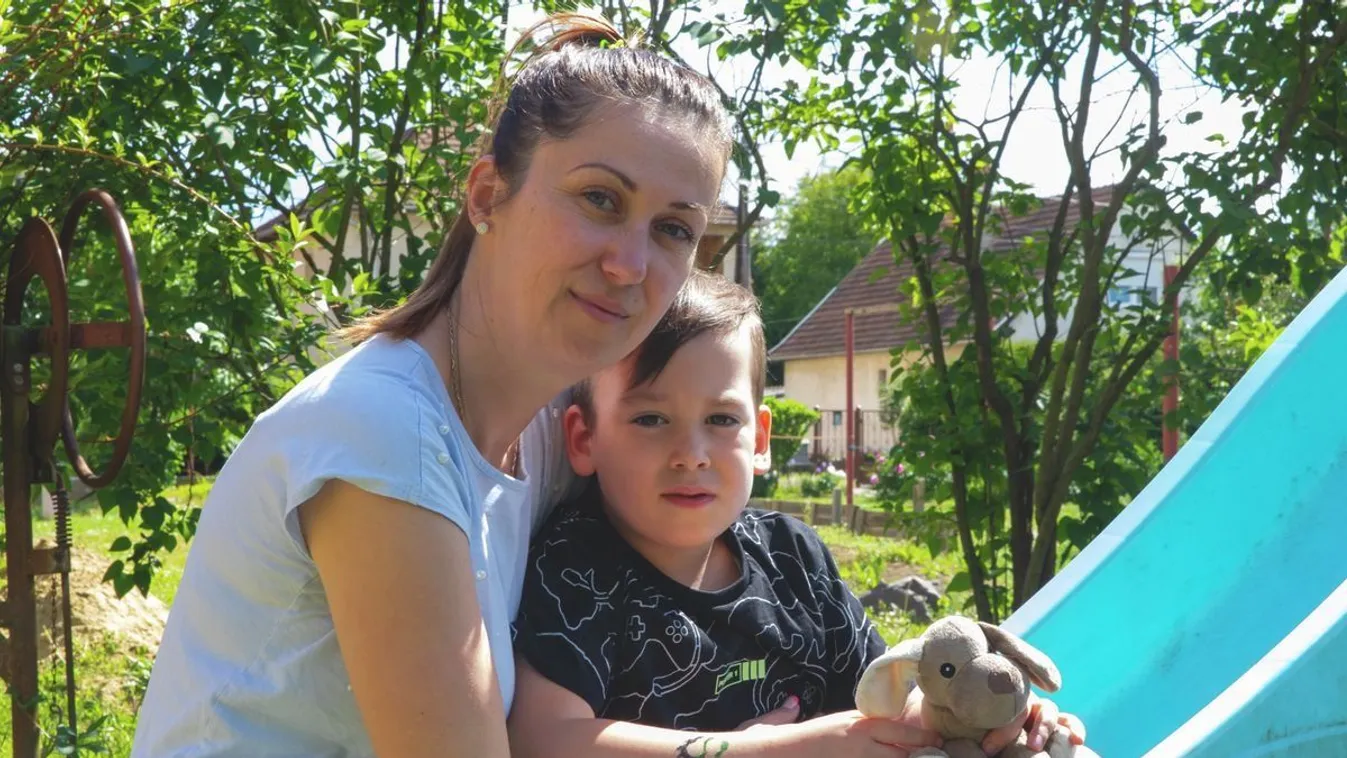 Másfél hónapja folyton rosszul van az agydaganatos Marcika