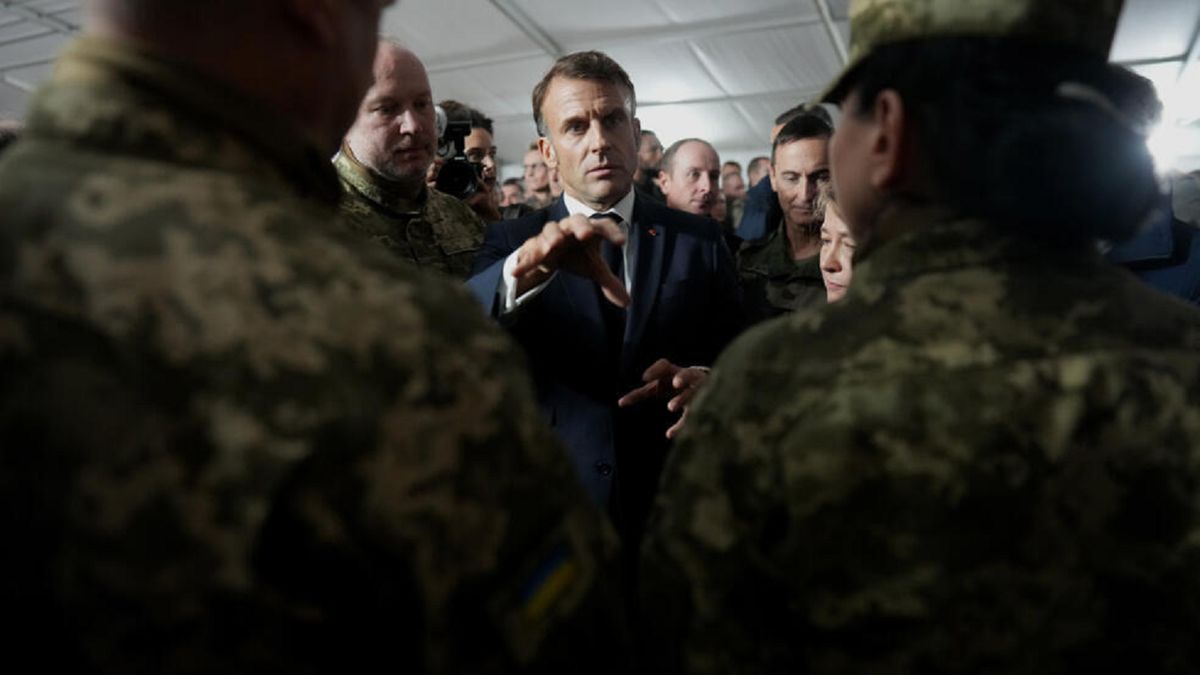 Franciaországba mentek kiképzésre, majd dezertáltak az ukrán katonák