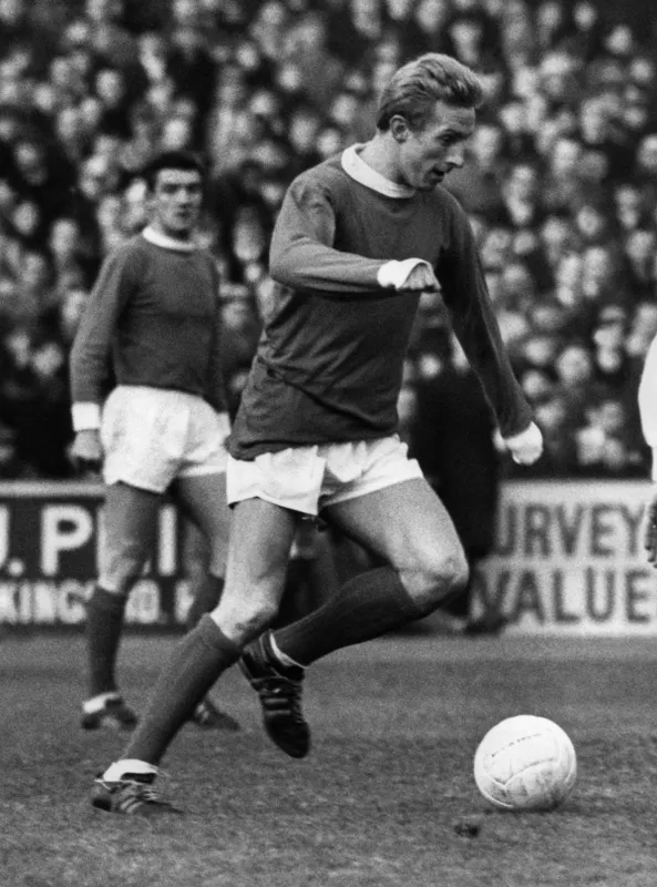 Dennis Law, Manchester United