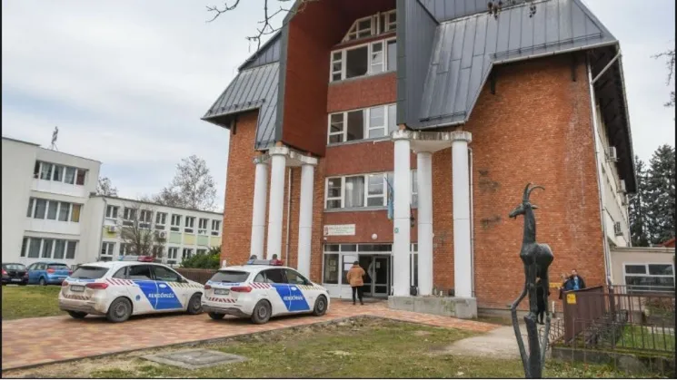 tiszaújváros bombariadó