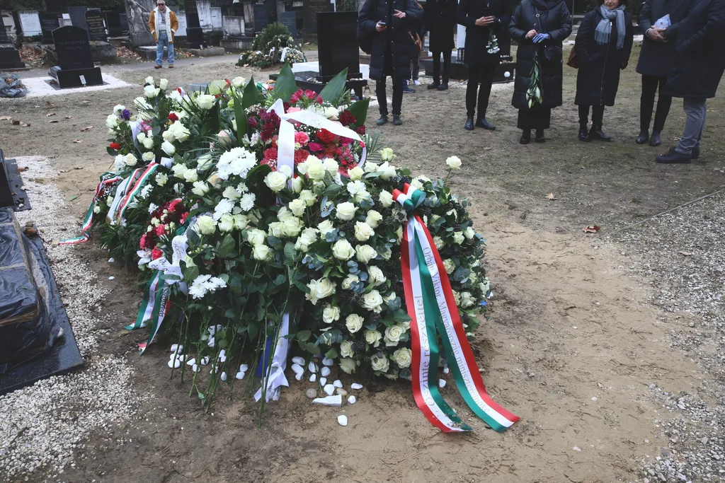 Keleti Ágnes, temetés