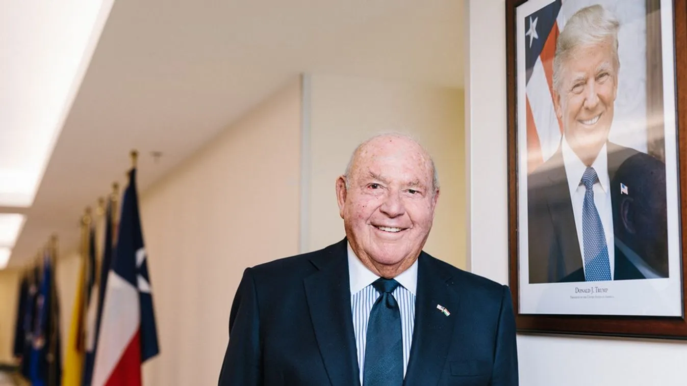 Volt amerikai nagykövet: szégyenletes Rogán szankcionálása