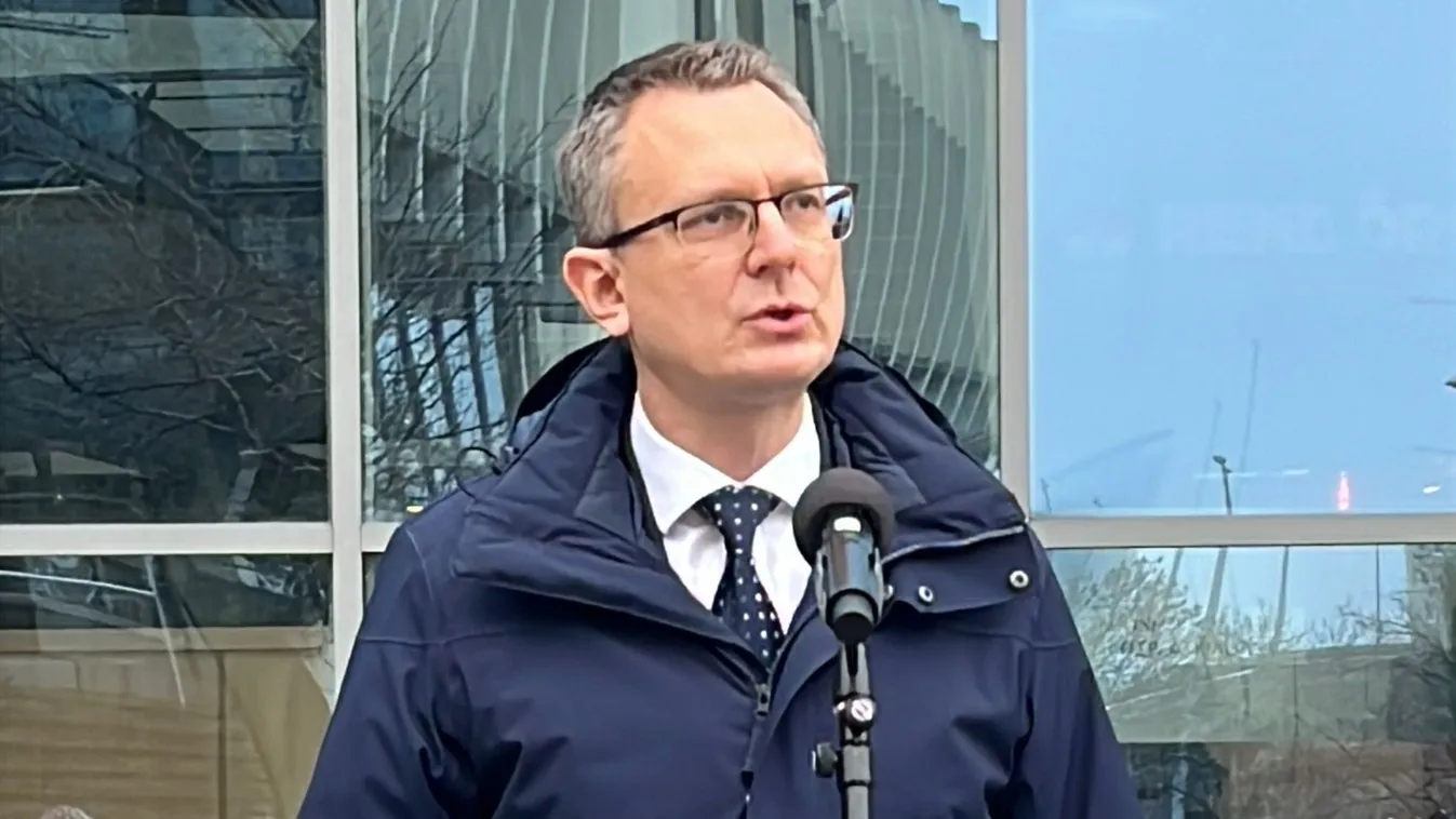 Rétvári Bence fontos bejelentése az országos bombariadóról