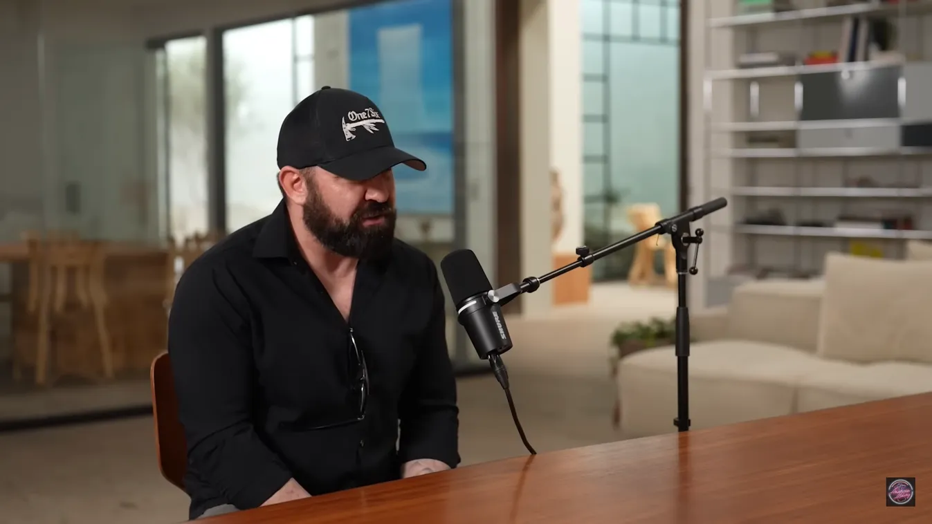 Kitálalt az UFO-hívő: félelmetes titkokra derült fény