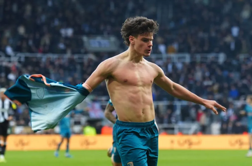 Kerkeznek még a mezlevételes gólörömért járó sárga lapot is megérte a Newcastle elleni találata