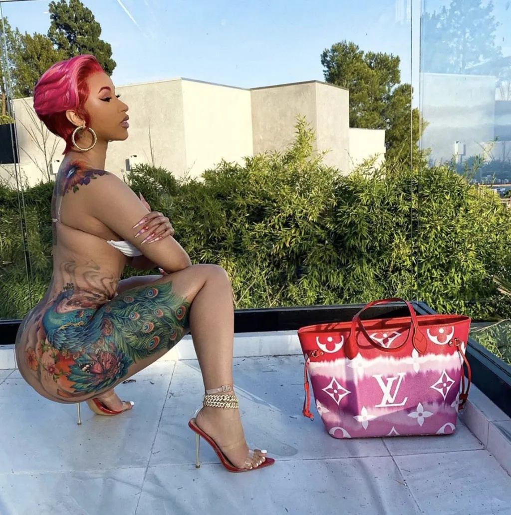 Galéria - kitetovált sztárok - RIPOST - Adrián