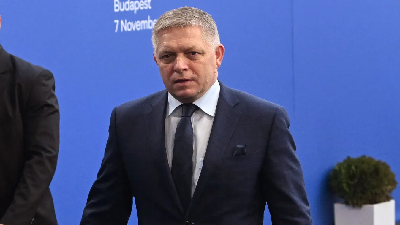 Robert Fico: Zelenszkij koldul és zsarolja Európát