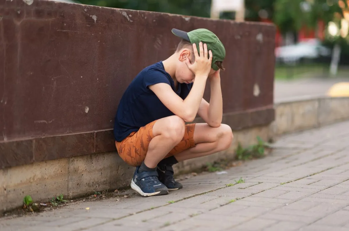 A 13 éves kisfiút egy gyorsétteremnél támadta be a gyerekbanda /