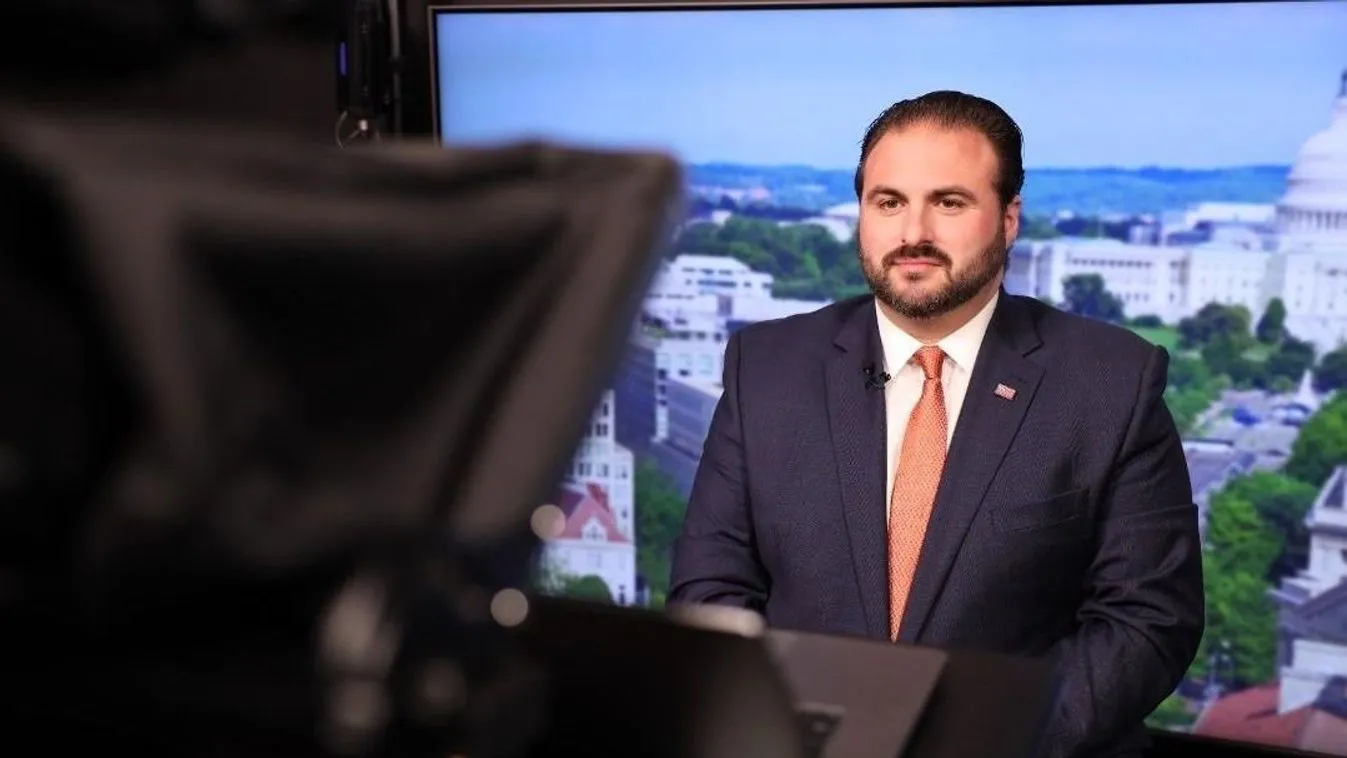 "Politikai bábjáték" a Rogán Antal elleni akció