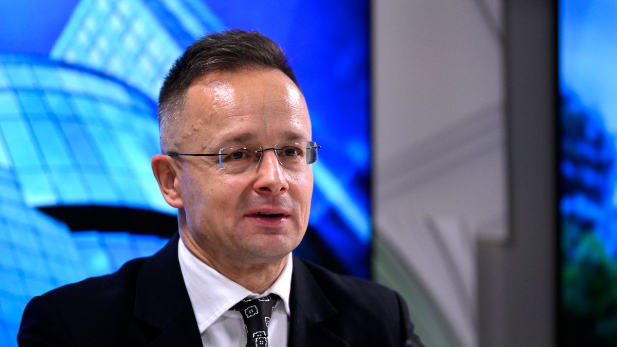 Szijjártó Péter: „Mi a béketáborhoz tartozunk” - Videó
