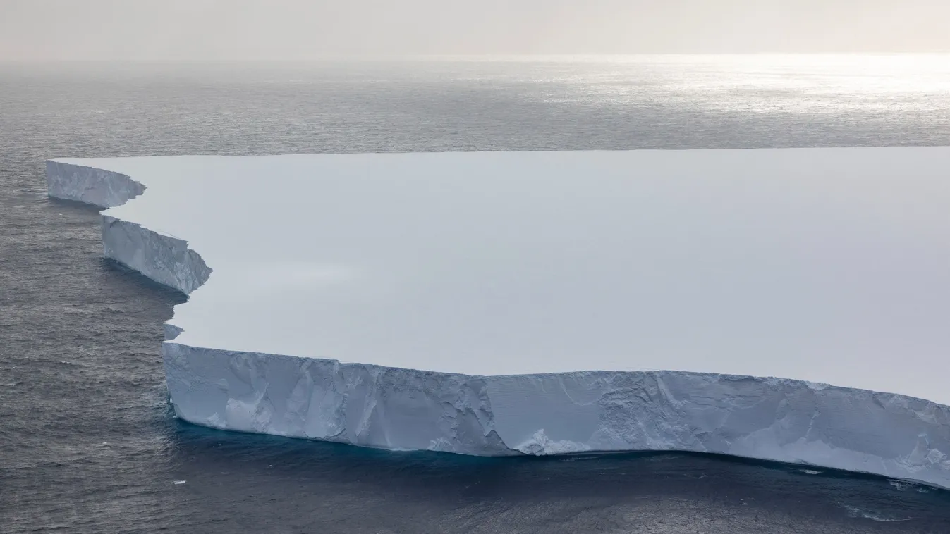 Ezer billió tonnás jéghegy csapódhat egy brit szigetnek