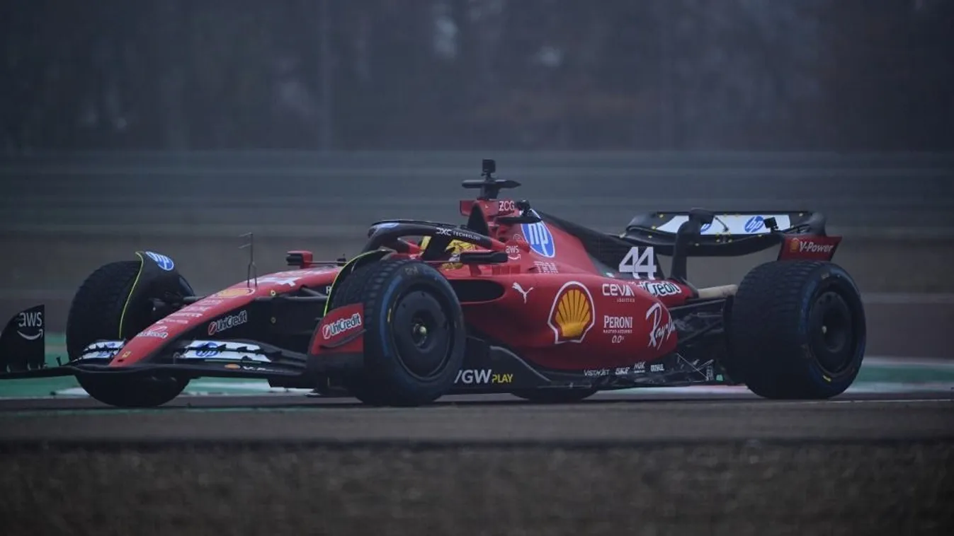 Hamilton váratlan döntése, furcsa részletet szúrtak ki nála