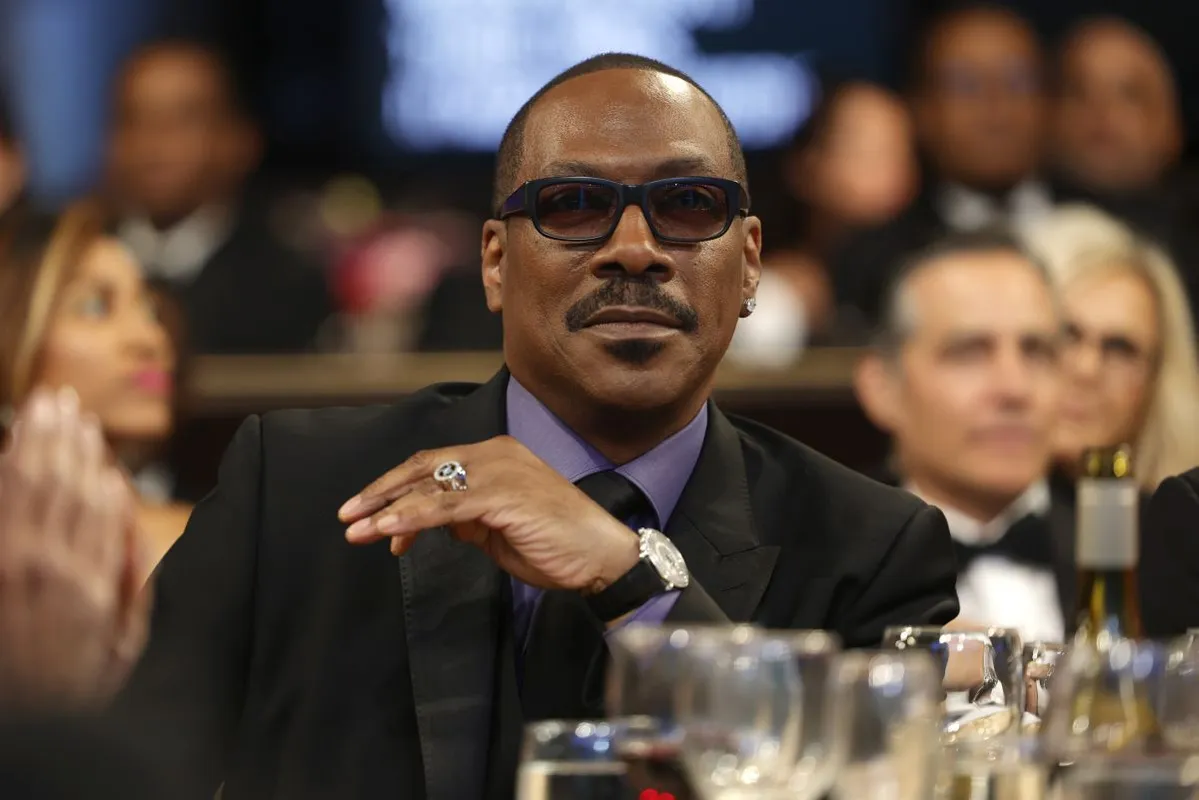 Eddie Murphy az apaságról - áldott a gyerekei miatt. Tíz van neki amúgy.  - RIPOST - felteszem én
