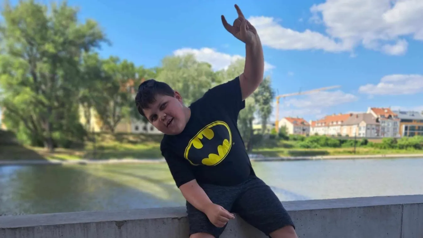 Egy utolsó nagy csatára készül a tízéves Benett