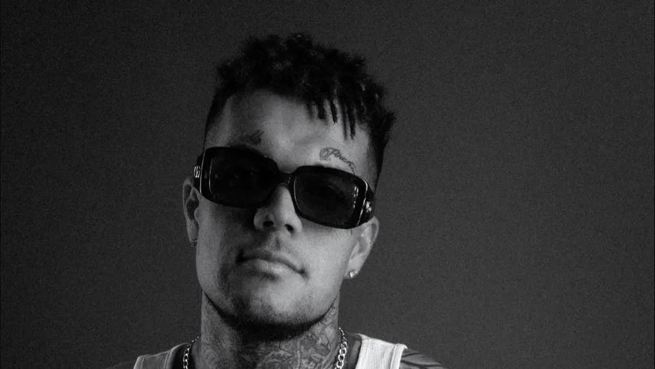 Nyomozást indított a rendőrség a magyar zenész ellen