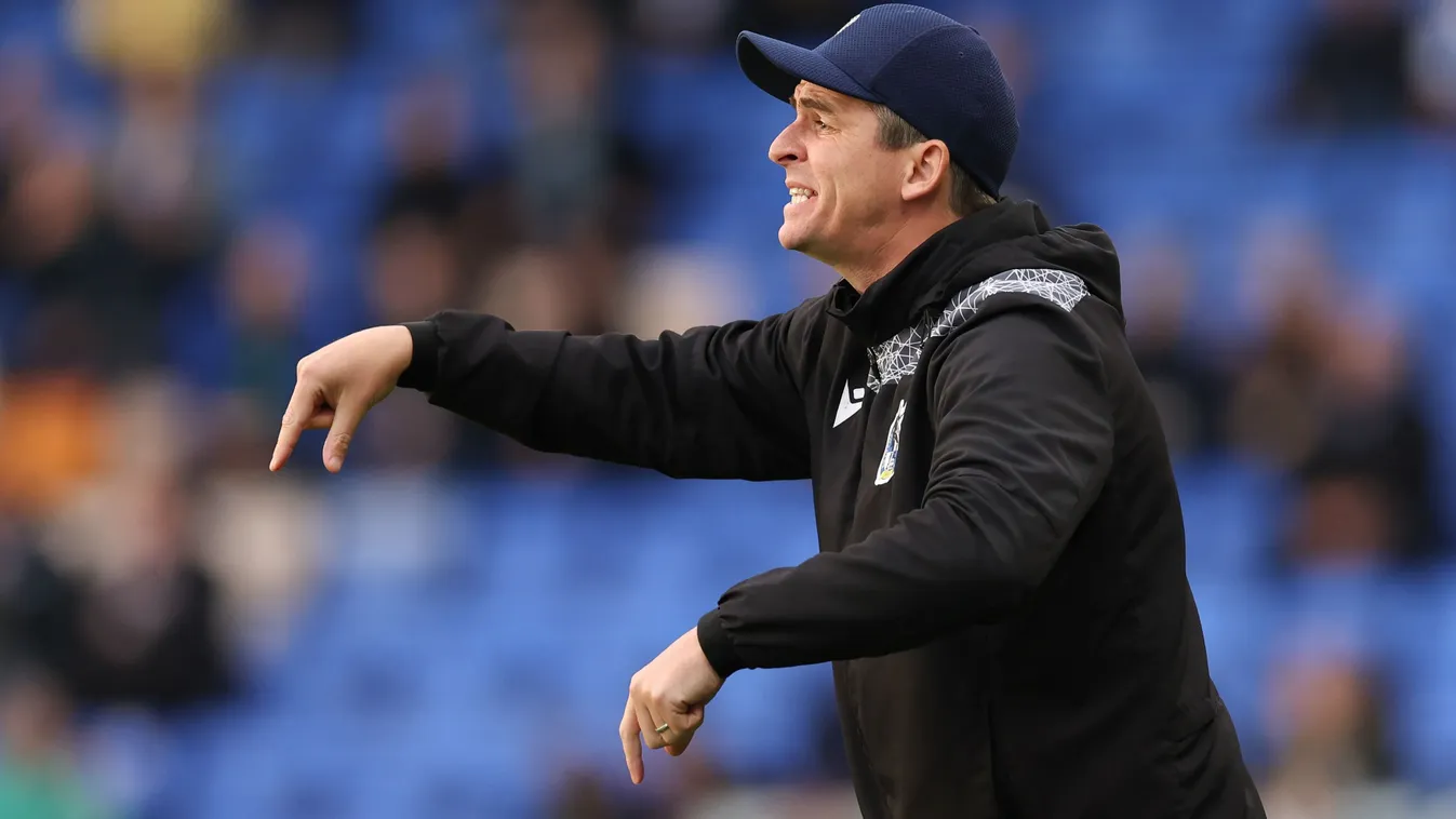 Részegen fejen rúgta feleségét a balhés futballsztár