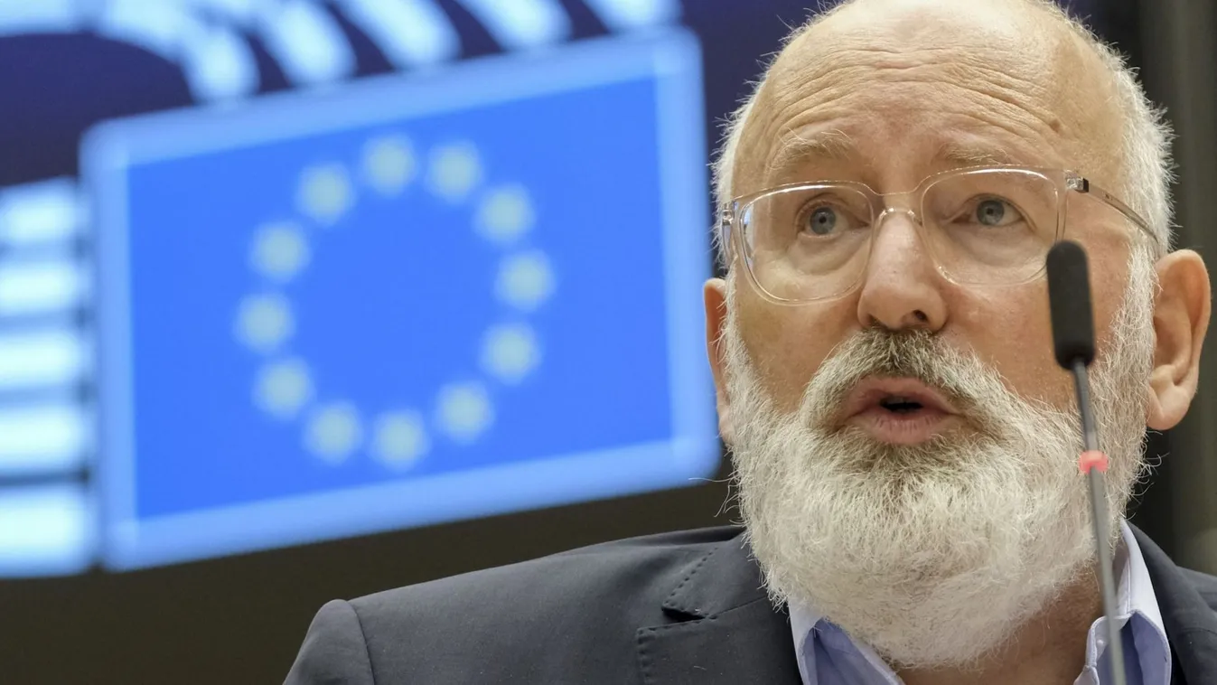 Brutális brüsszeli korrupció: a Bizottság közpénzből fizetett lobbistákat