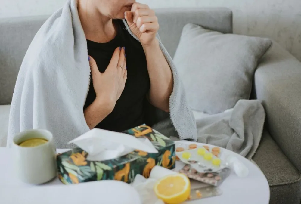 köhög, köhögés, gyógyszer, betegség, járvány, influenza, influenzajárvány