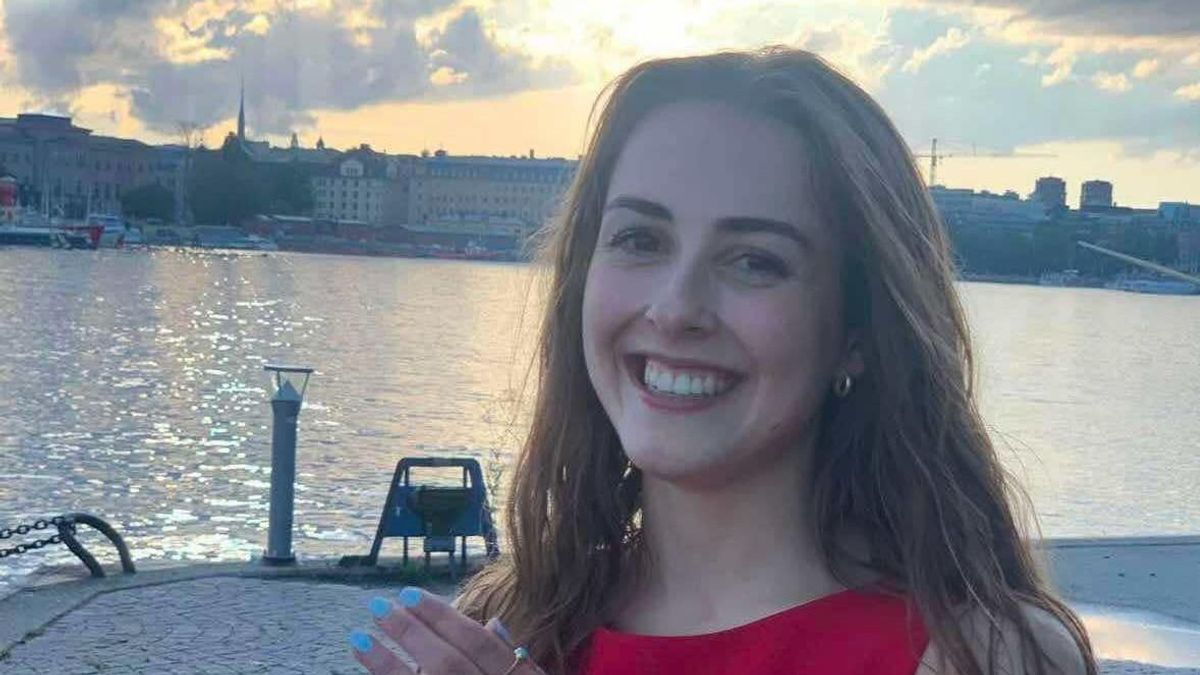 Segítséget kér a súlyos beteg magyar lány, Forster Júlia: Így segíthetsz neki