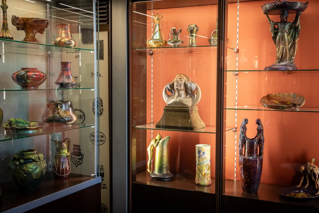 ResoArt Villa-Zsolnay