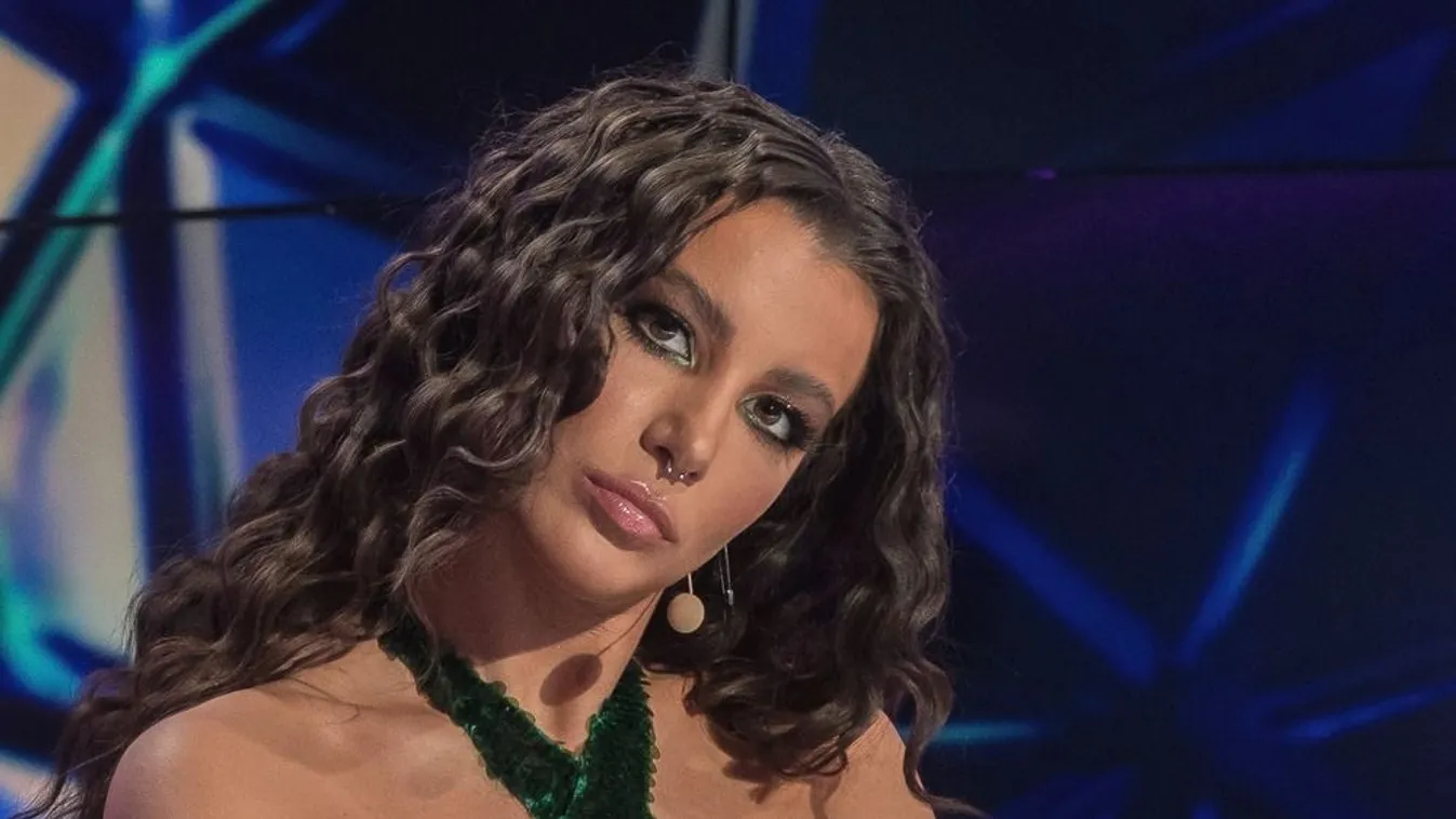 Hoppá! Angliából került elő Tóth Andi ikertestvére