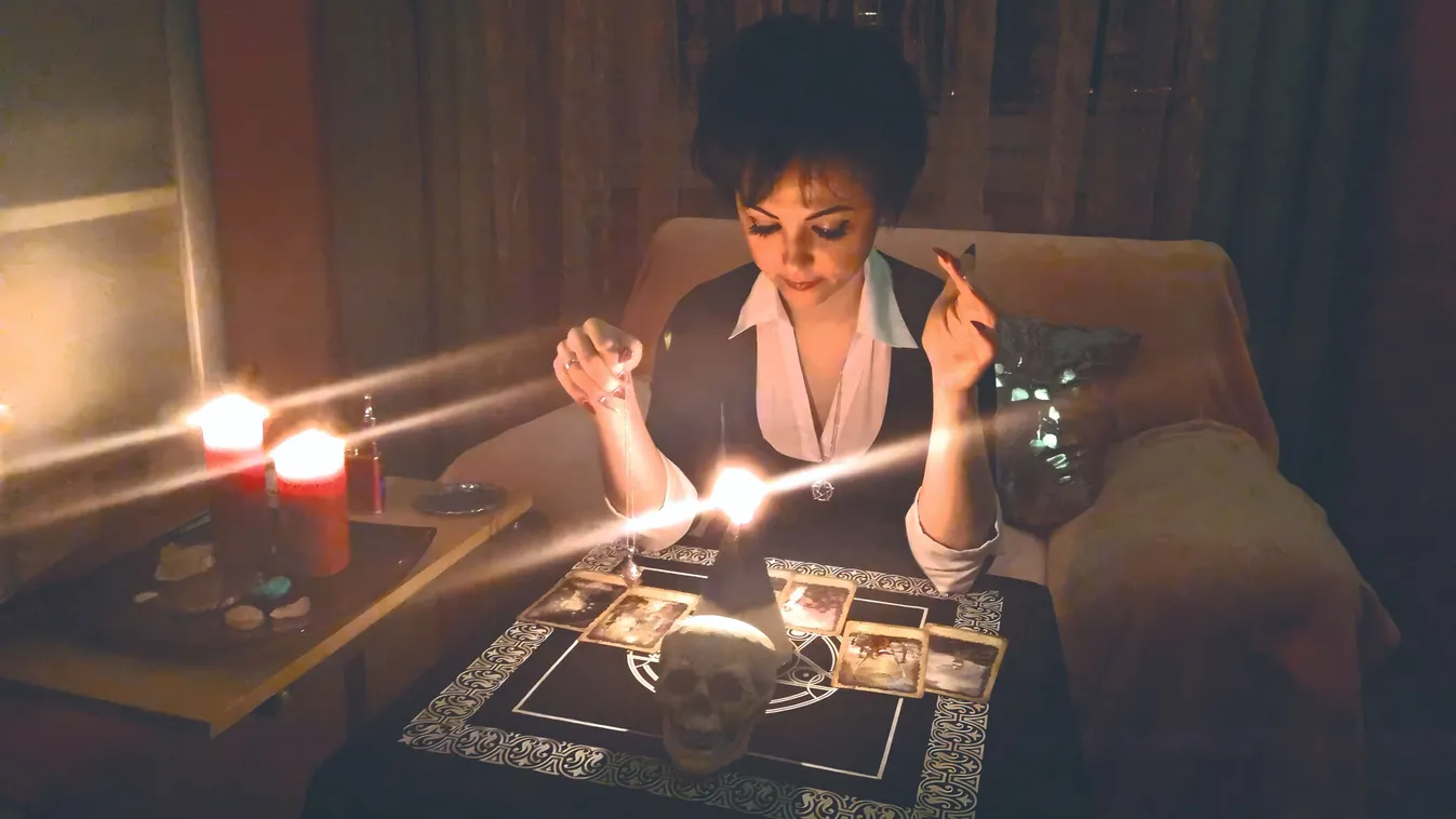 Freya jósnő az életéről mesélt