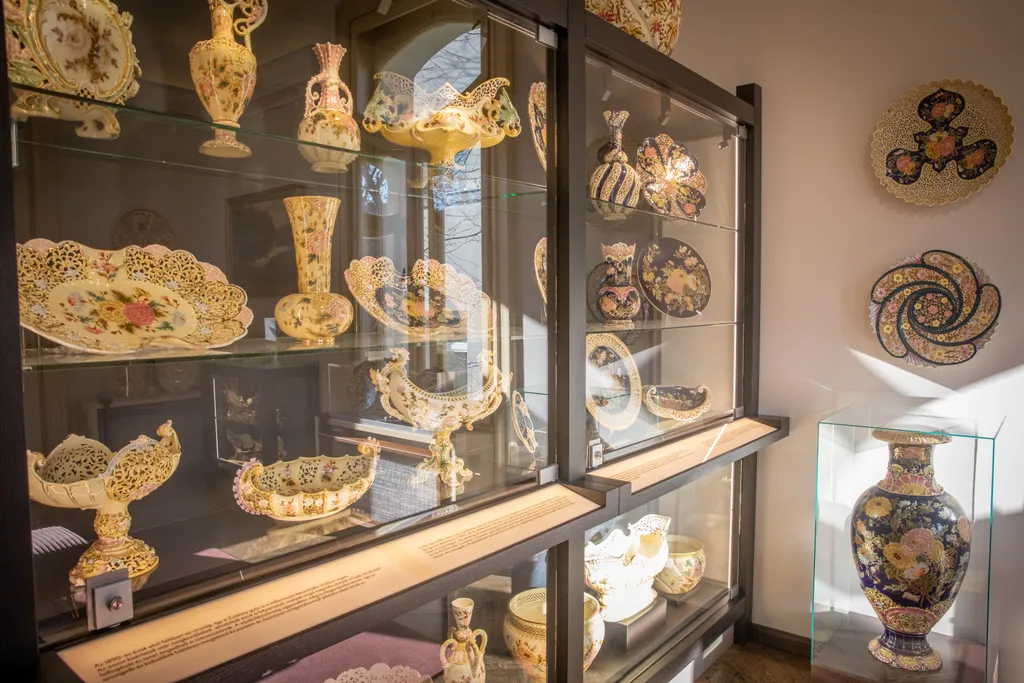 ResoArt Villa-Zsolnay